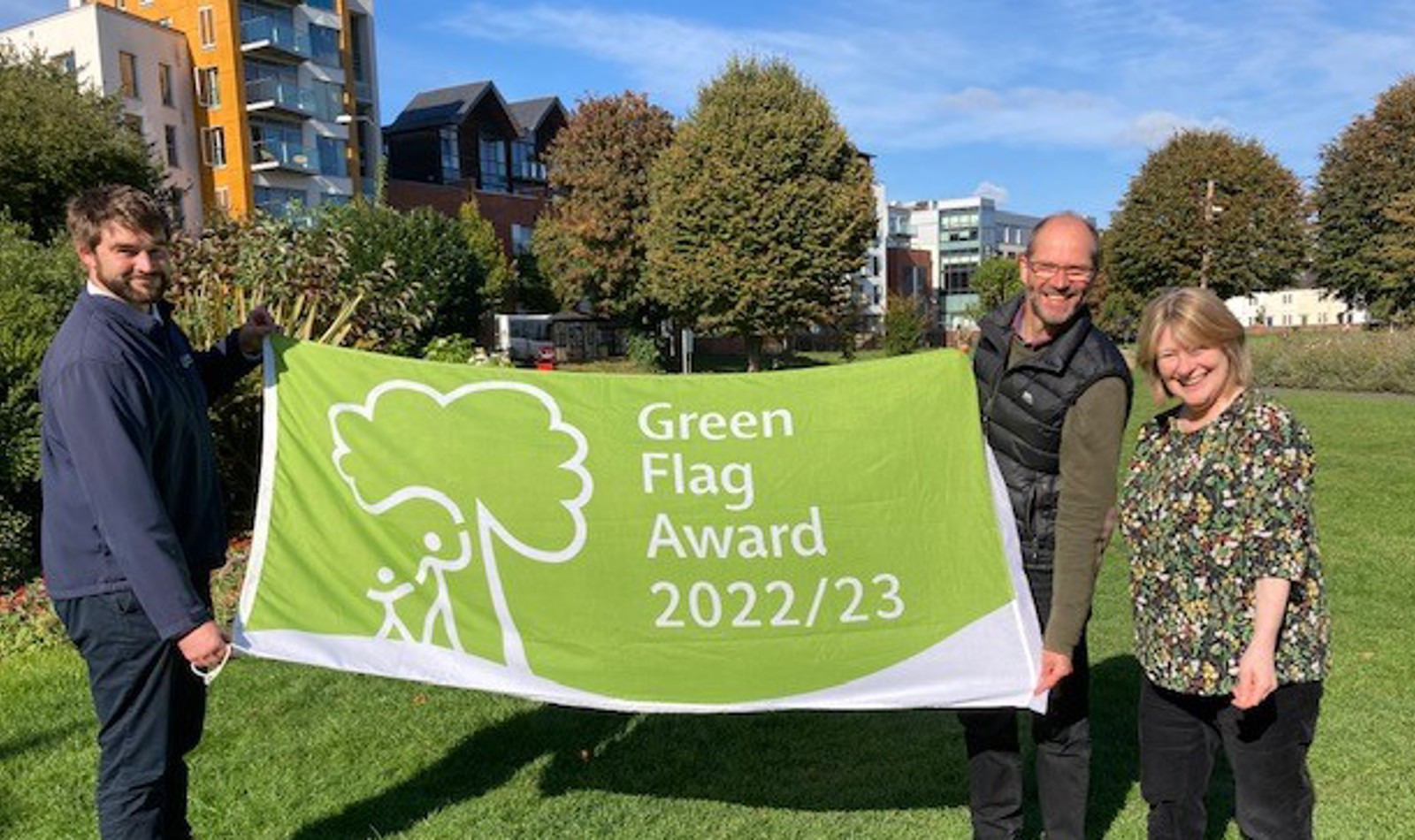 Green Flag Award For Victoria Park Pic