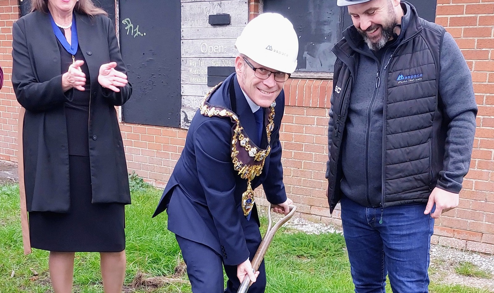 VP Cafe Works Begin, Cllr David Harman